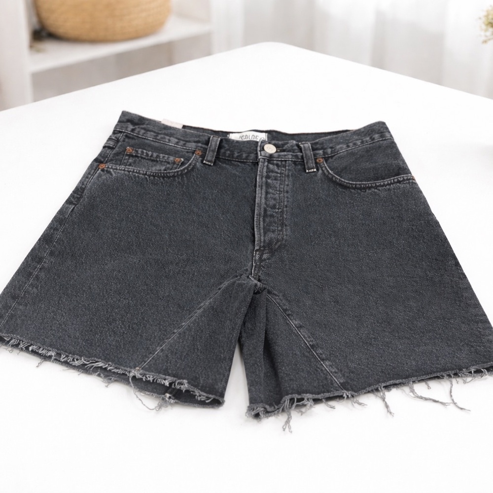AGOLDE Mid Rise Knee Shorts Percolate Wash Raw Hem Denim Size 27